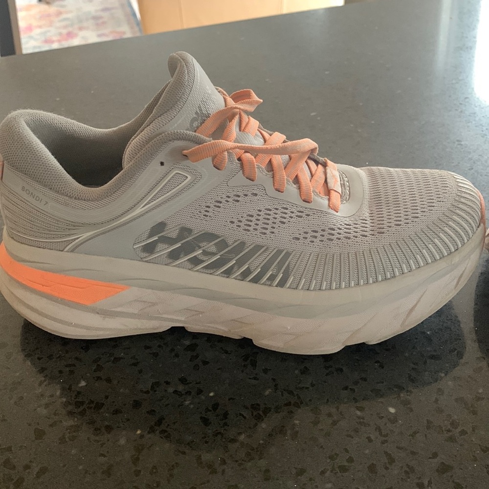 Hoka Bondi 7 running shoes